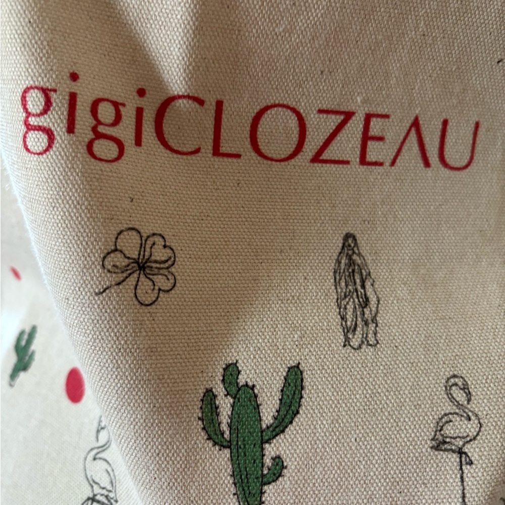 Gigi Clouzeau Tote - Happy Icon Design - Tote + Hair Tie - Picture 6 of 6